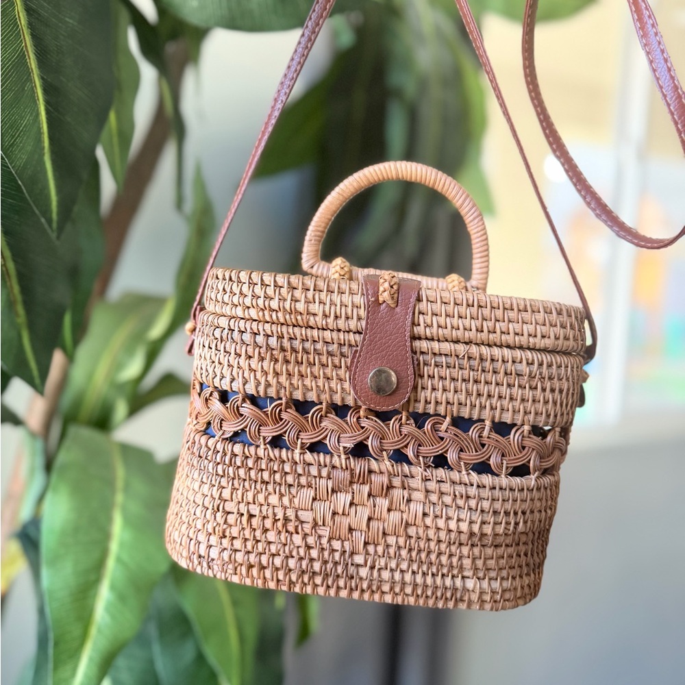 Woven Vanity style handbag